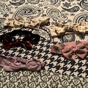 Assorted Baby Headbands/Bows.Minnie Mouse. Pineapple.Flowers.Purple.Christmas.
